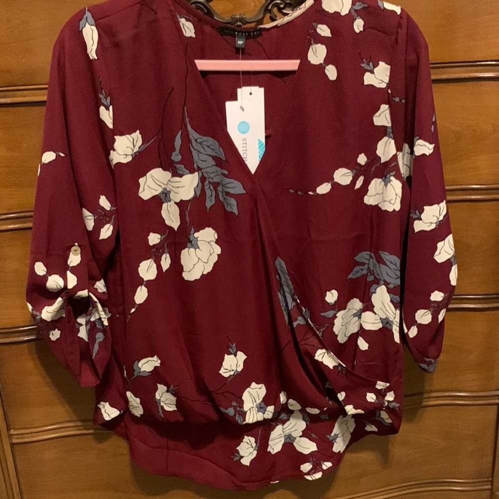 West Kei Allen Surplice High Low Roll Tab Sleeved Top in Floral Burgundy
